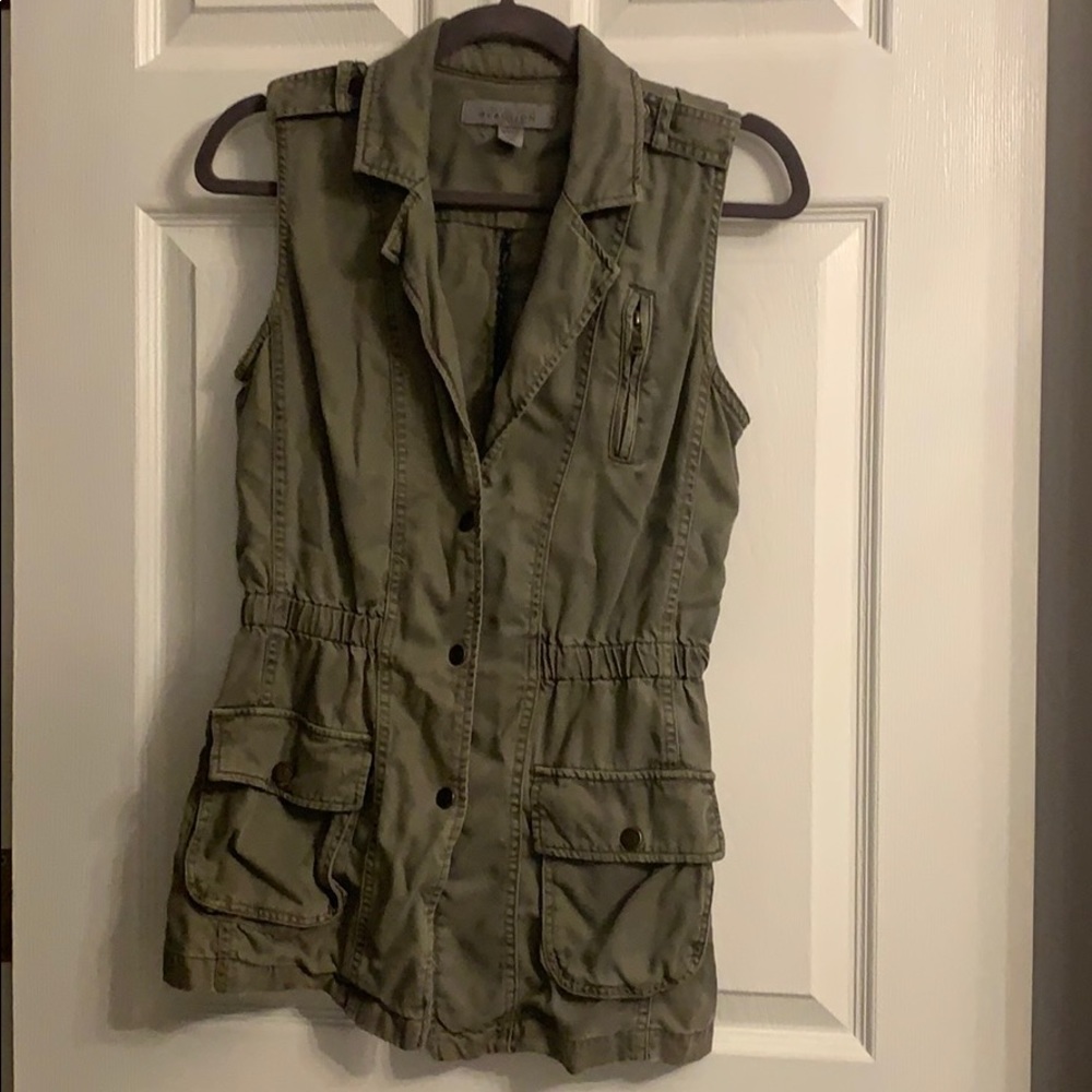 Kenneth Cole Reaction Jade Green Sleeveless Jacket